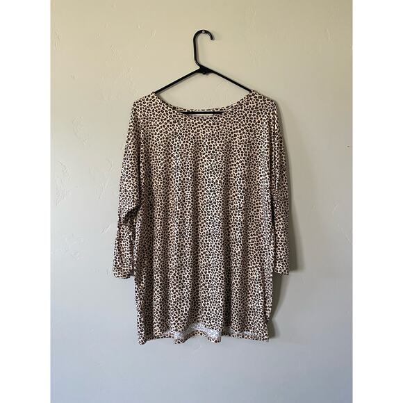 Three Quarter Sleeve Leopard Print Medium Blouse - Picture 1 of 4